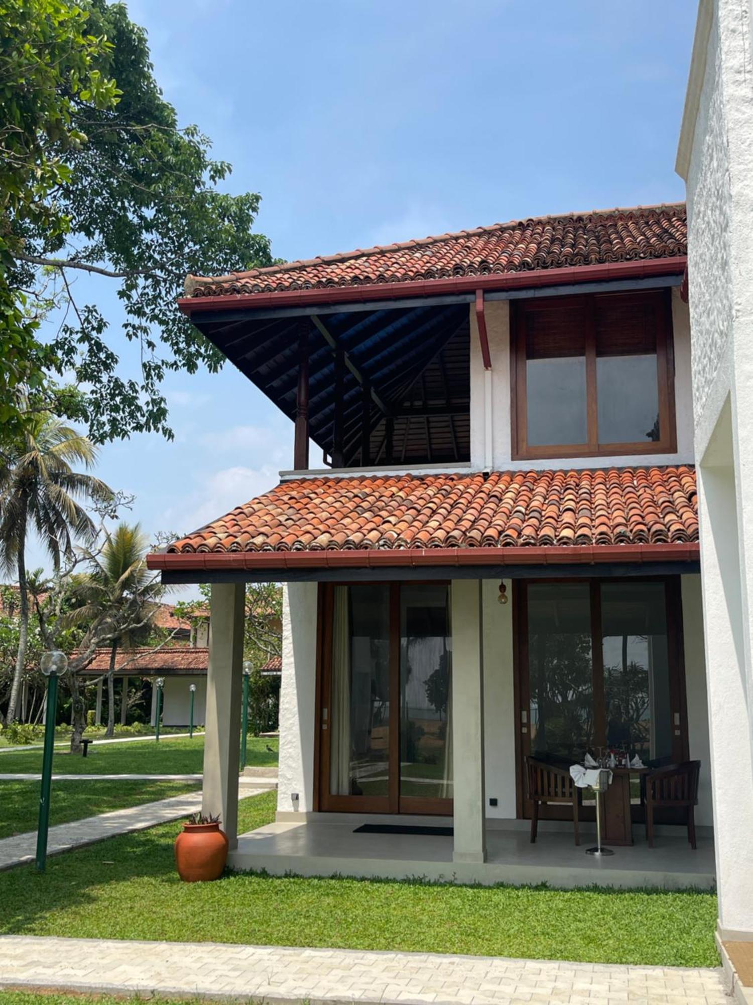 Hibiscus Beach Hotel & Villas Калутара Екстер'єр фото