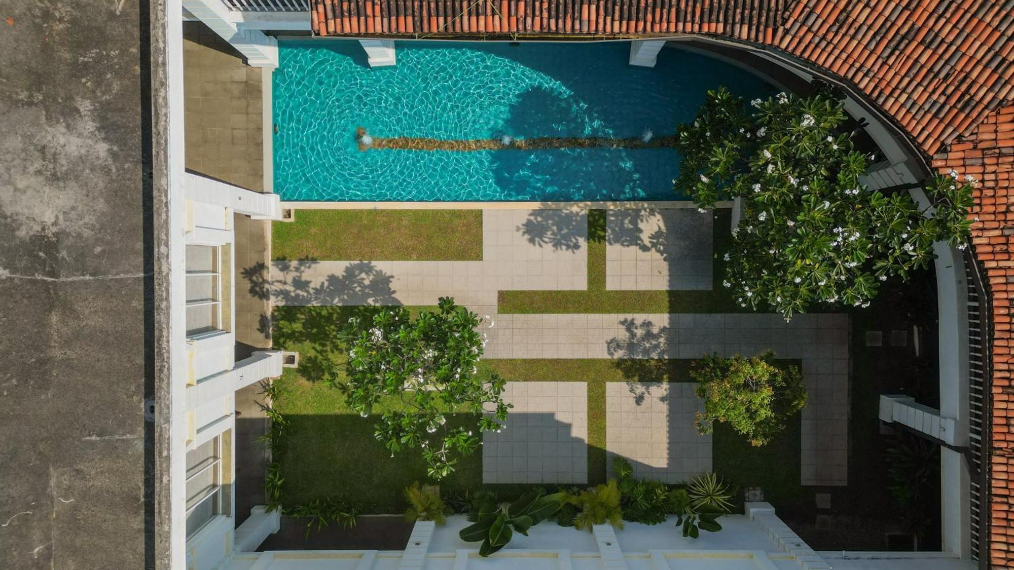Hibiscus Beach Hotel & Villas Калутара Екстер'єр фото