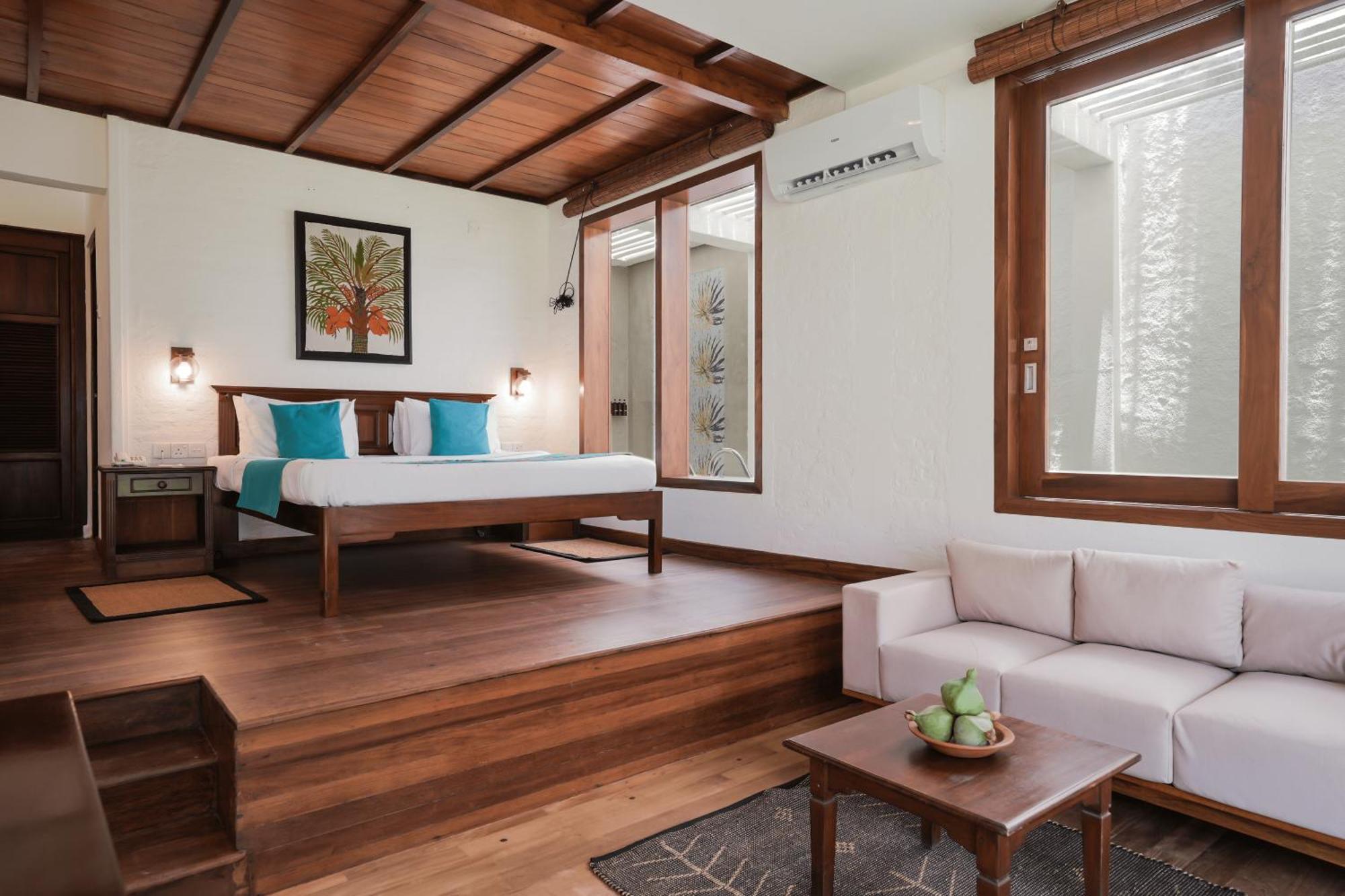 Hibiscus Beach Hotel & Villas Калутара Екстер'єр фото