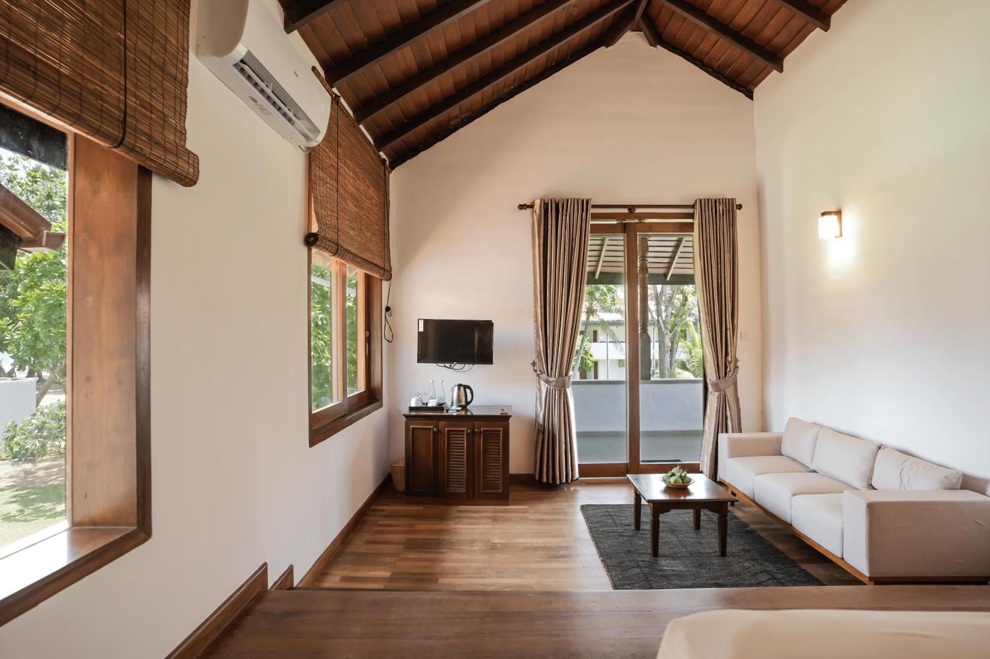 Hibiscus Beach Hotel & Villas Калутара Екстер'єр фото