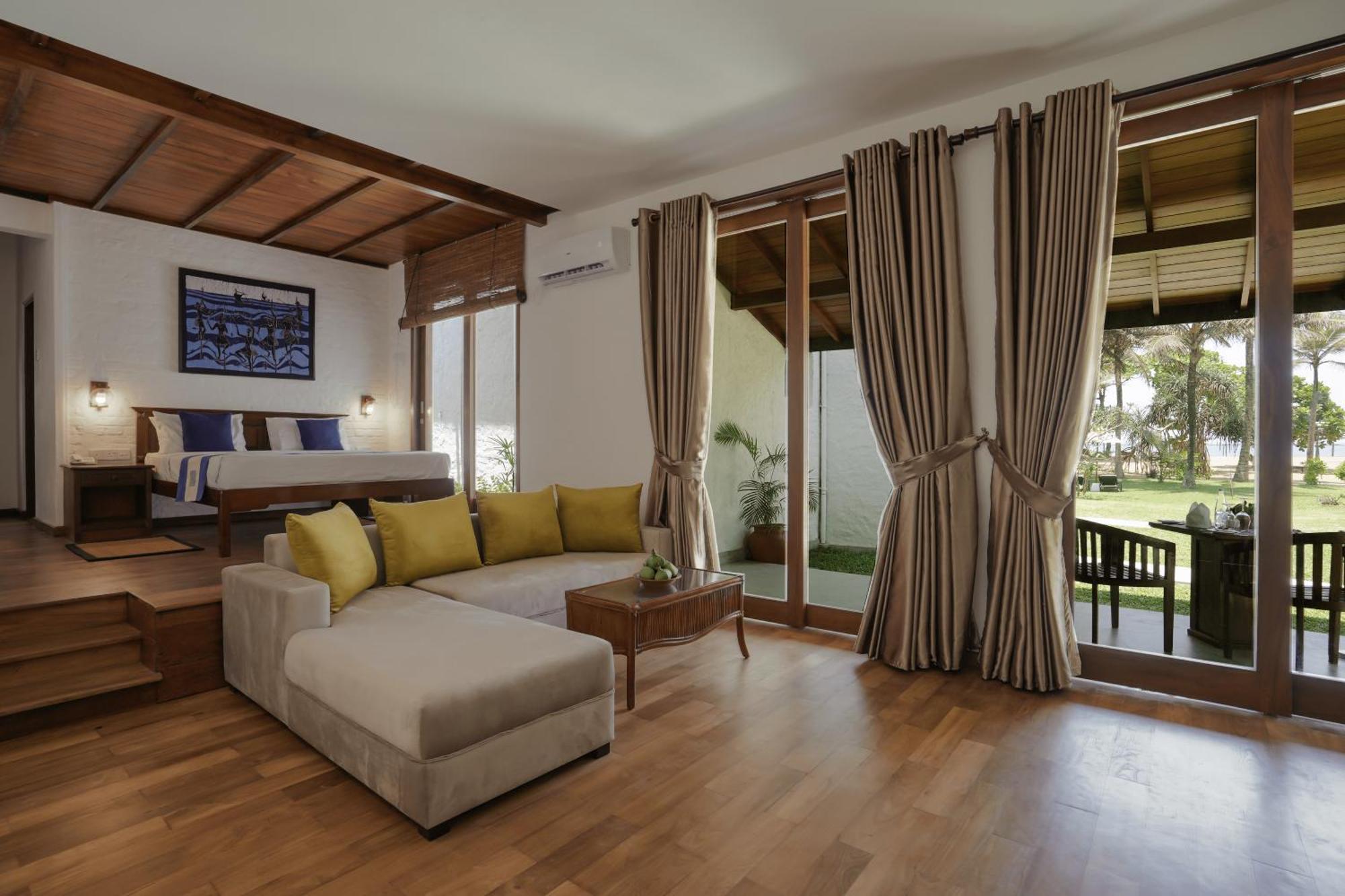 Hibiscus Beach Hotel & Villas Калутара Екстер'єр фото